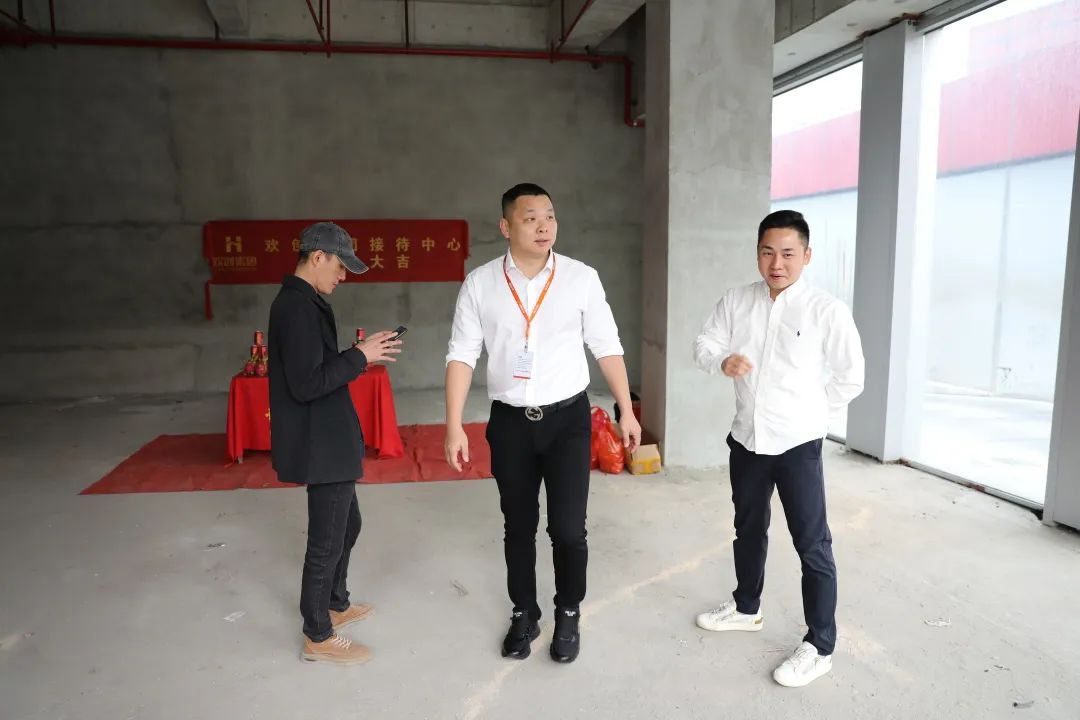 ly(中国)集团 ly(中国)集团