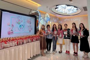 不负好春光，巾帼绽芳华——ly(中国)集团庆祝三八妇女节活动